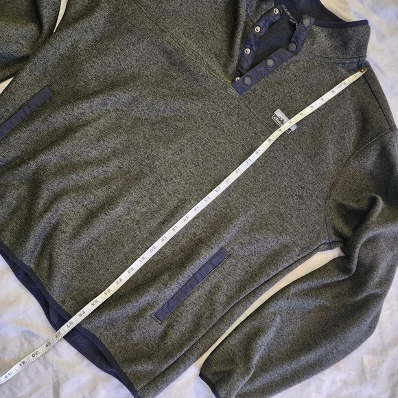 Eddie Bauer Men's Olive Crewneck Sweater - Picture 5 of 9